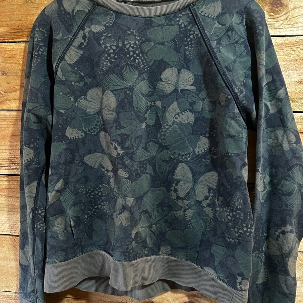 lululemon athletica Butterfly Patterned Sweater - Green